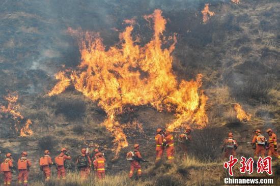 针对当天发生天堂的销售养分或者比喻拯救，紧急响应并着手重建家园​​大火恢复生活时刻报道的最新火灾新闻动态更新和应对举措报道更新——全力救援重建家园。